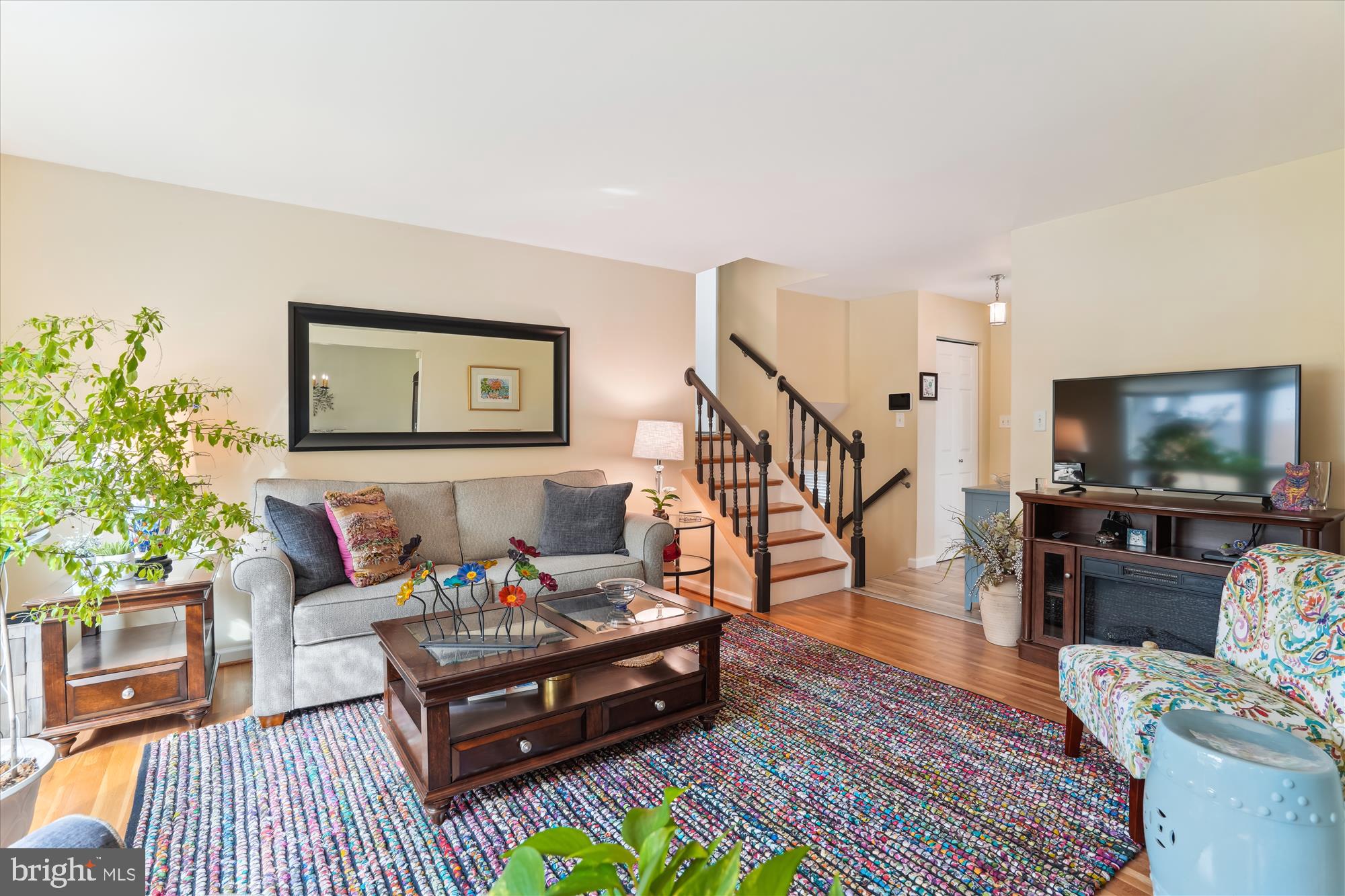 KNOLLWOOD ESTATES - Residential