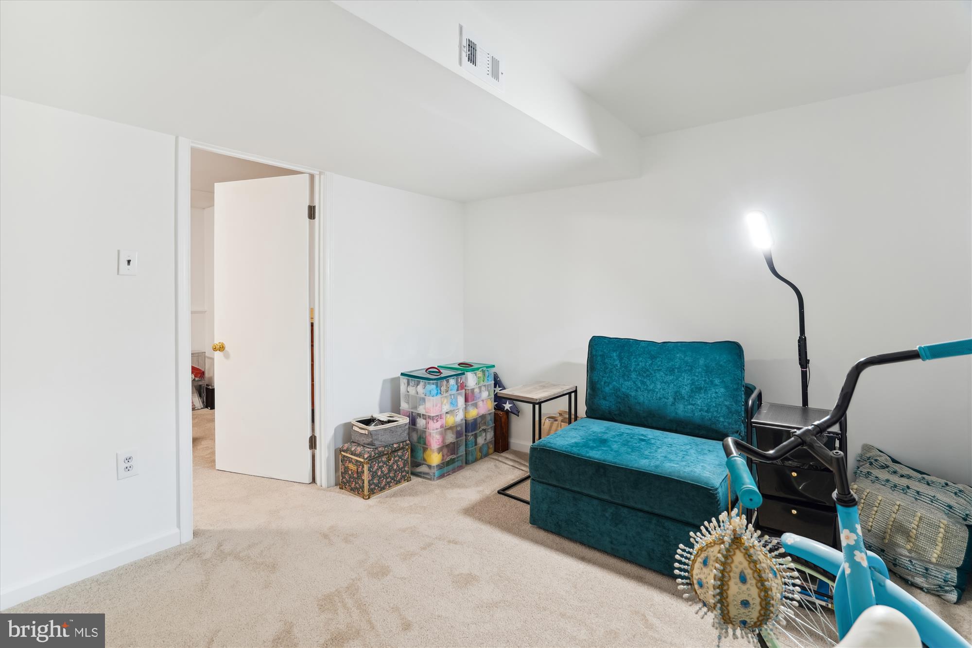 KNOLLWOOD ESTATES - Residential