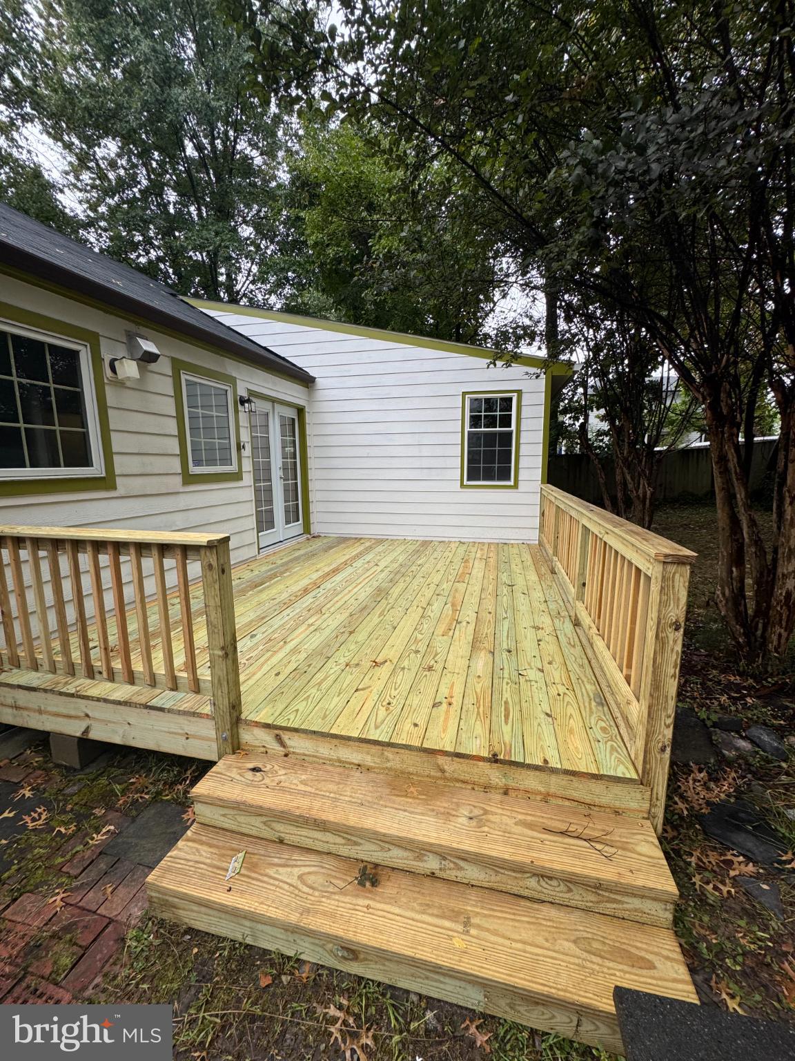 PIMMIT HILLS - Residential Lease