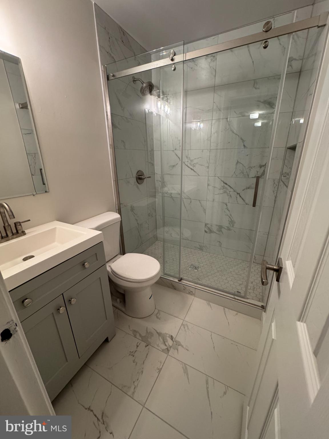 PIMMIT HILLS - Residential Lease