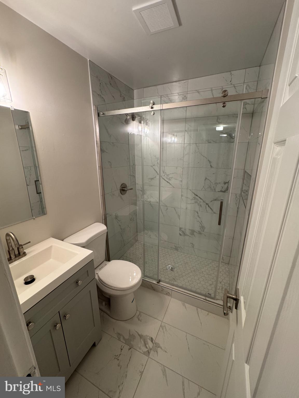 PIMMIT HILLS - Residential Lease