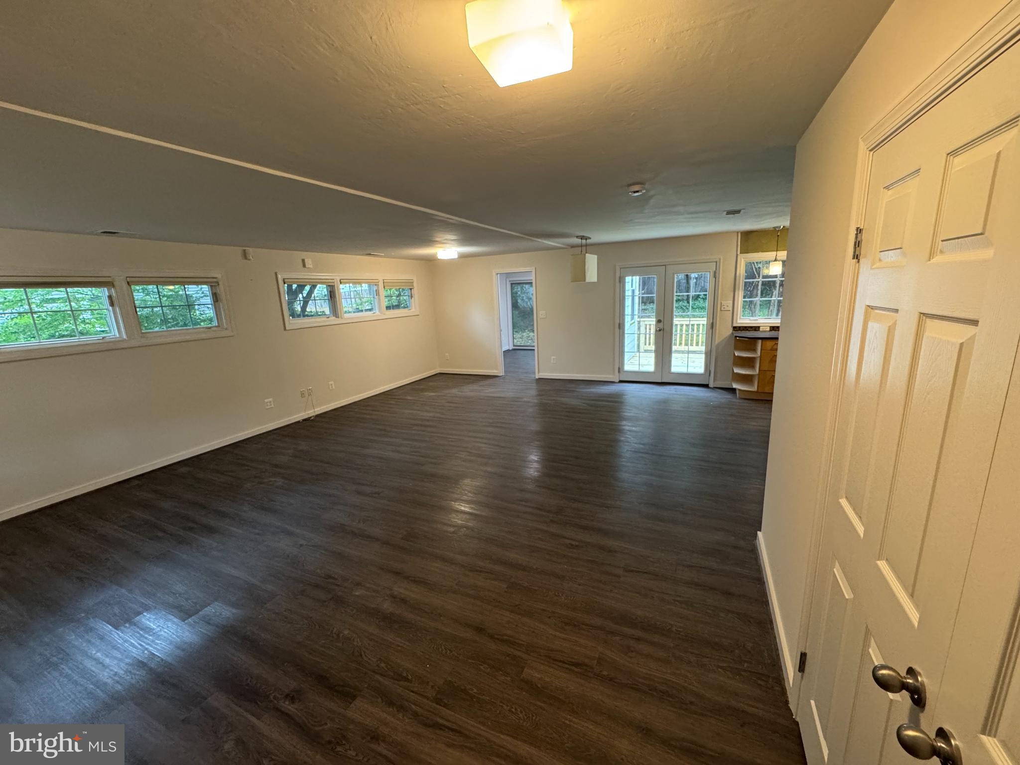 PIMMIT HILLS - Residential Lease