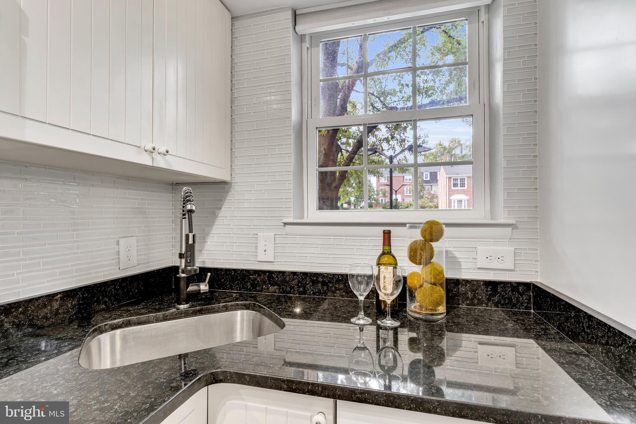 THE ARLINGTON - Residential