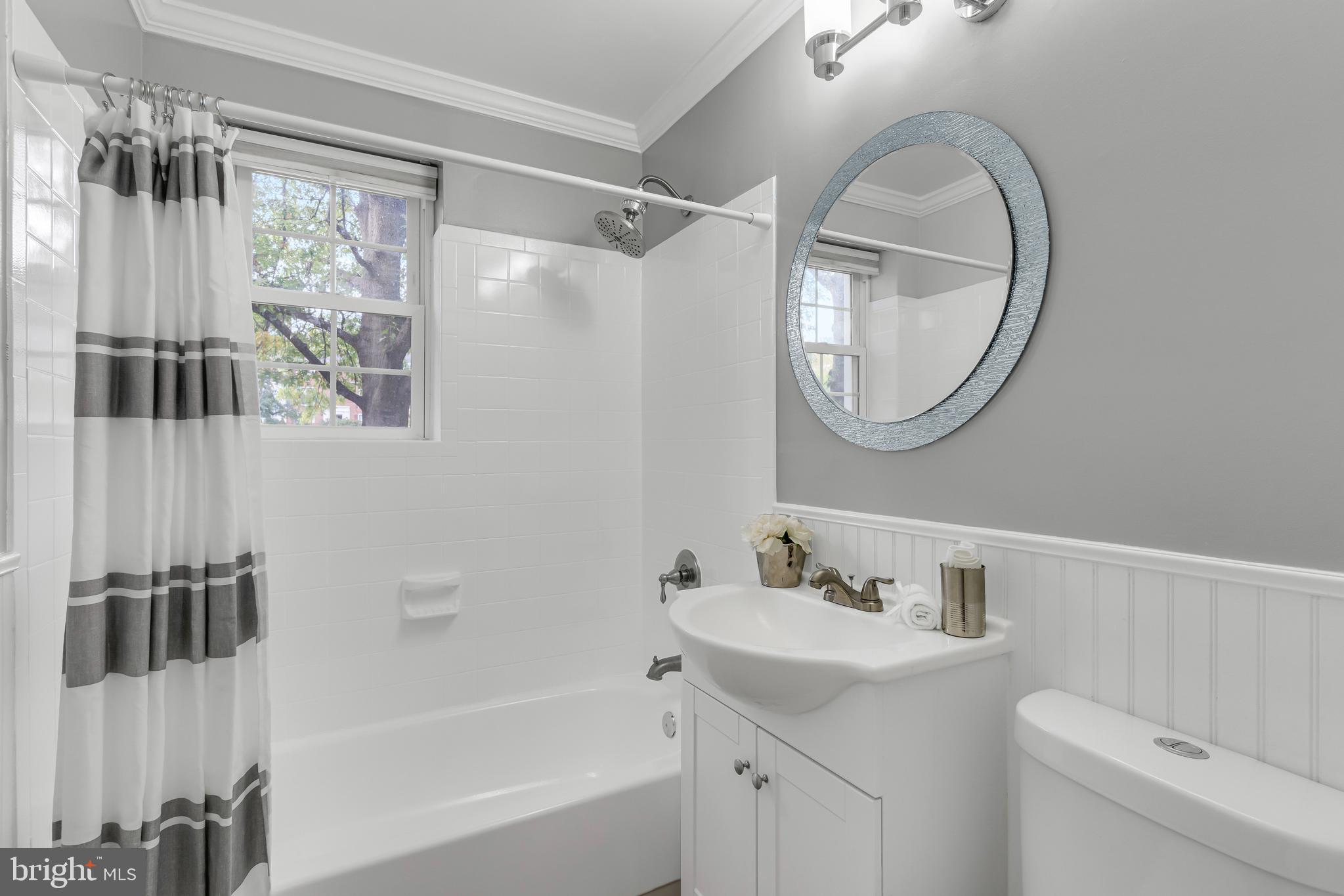 THE ARLINGTON - Residential