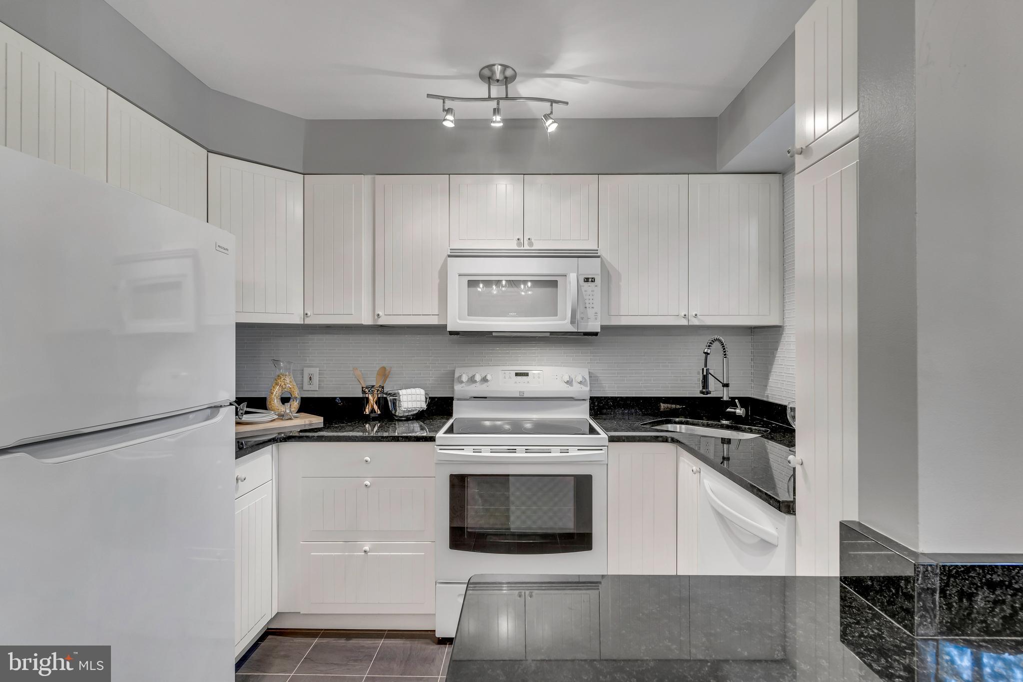 THE ARLINGTON - Residential