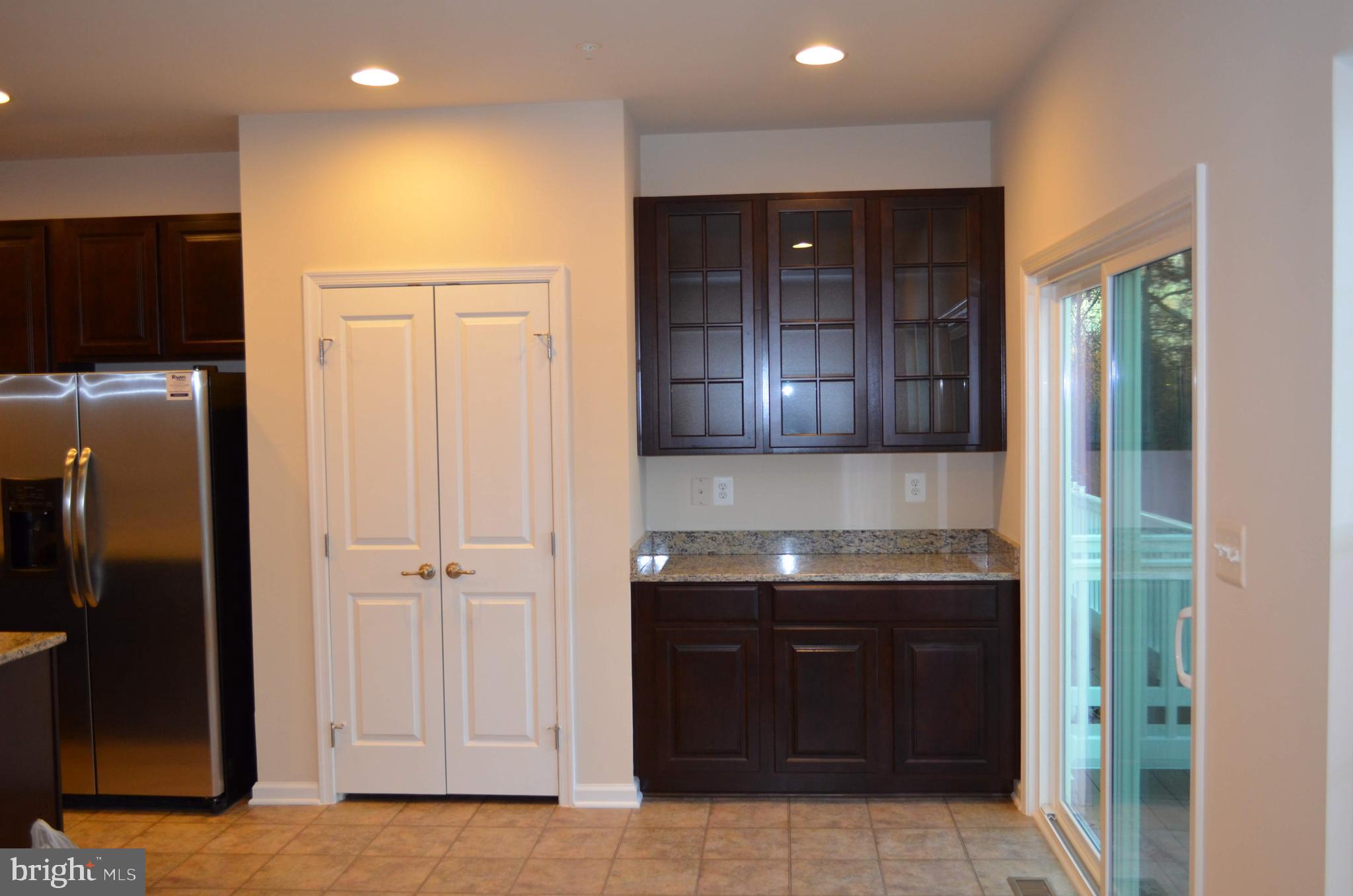 ESPLANADE AT RED RUN - Residential Lease