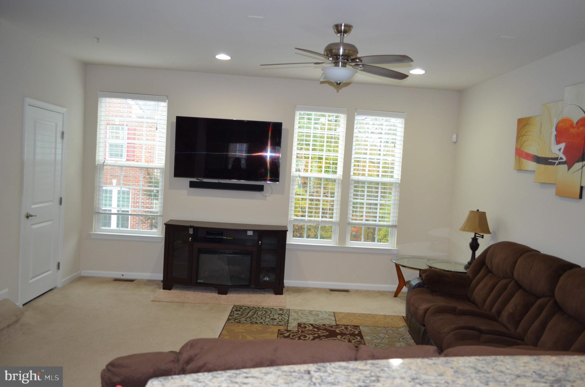 ESPLANADE AT RED RUN - Residential Lease