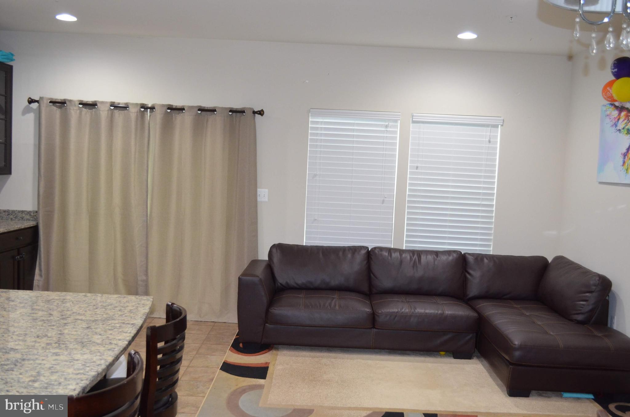 ESPLANADE AT RED RUN - Residential Lease