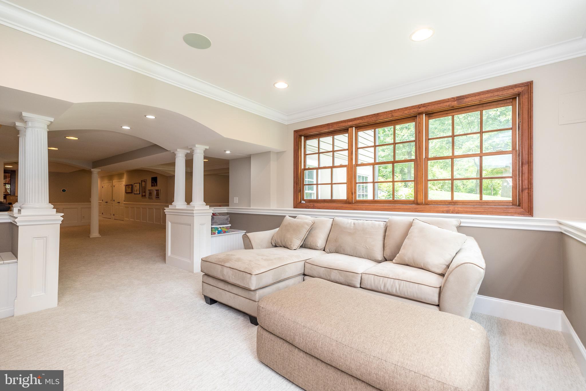 DEVONSHIRE ESTS - Residential