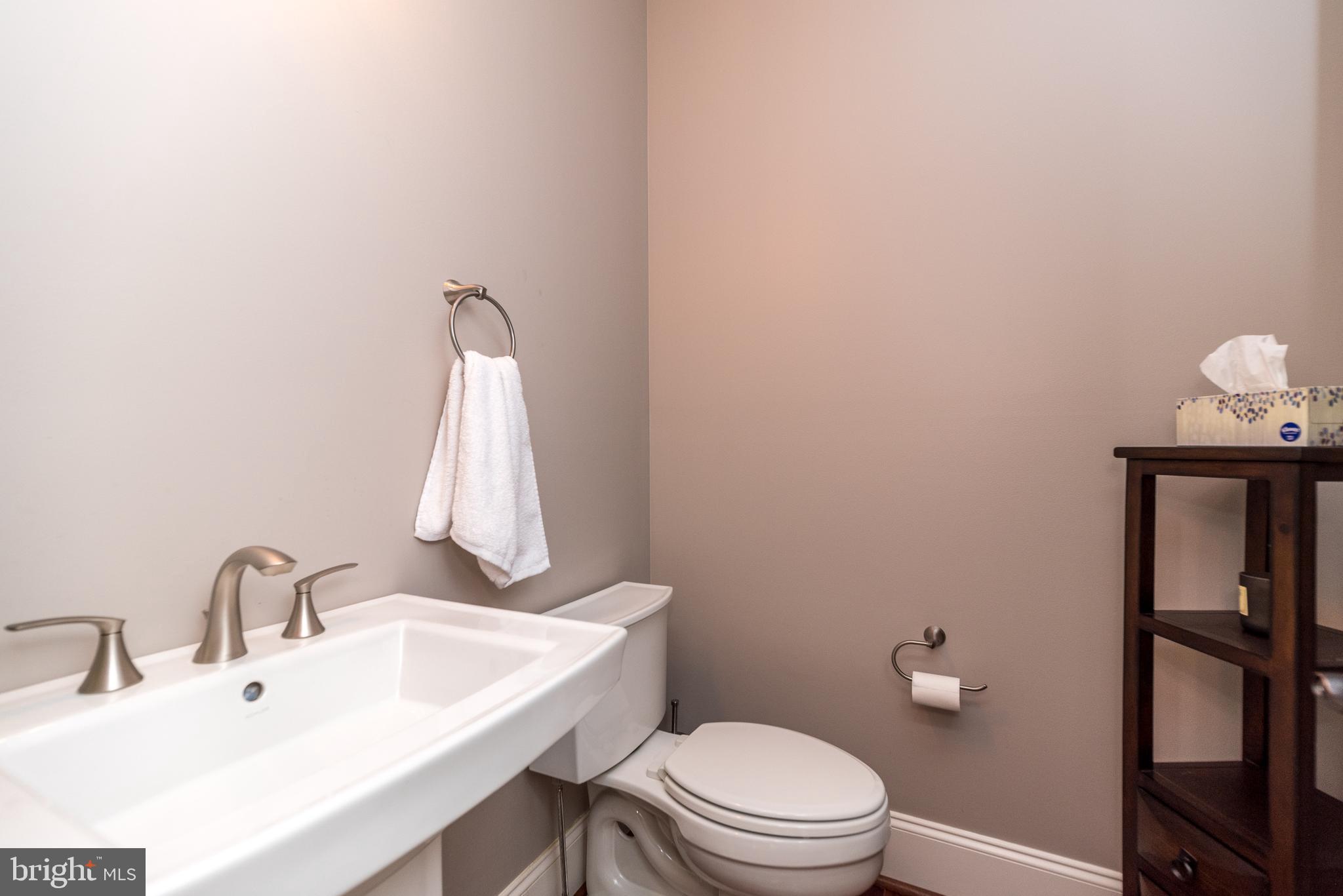 DEVONSHIRE ESTS - Residential