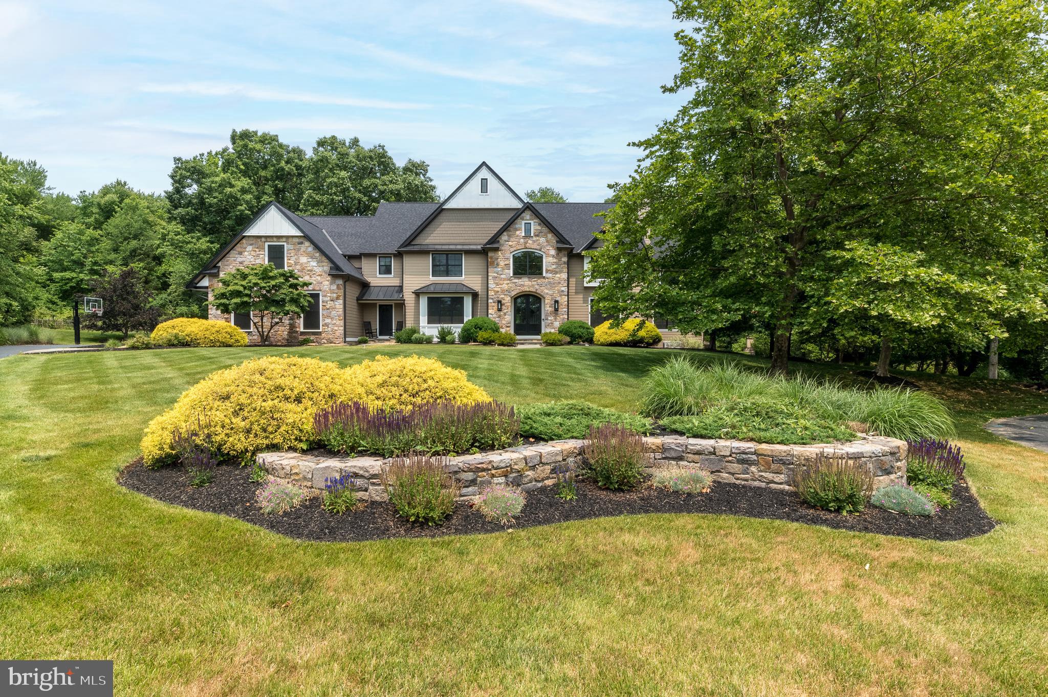 DEVONSHIRE ESTS - Residential