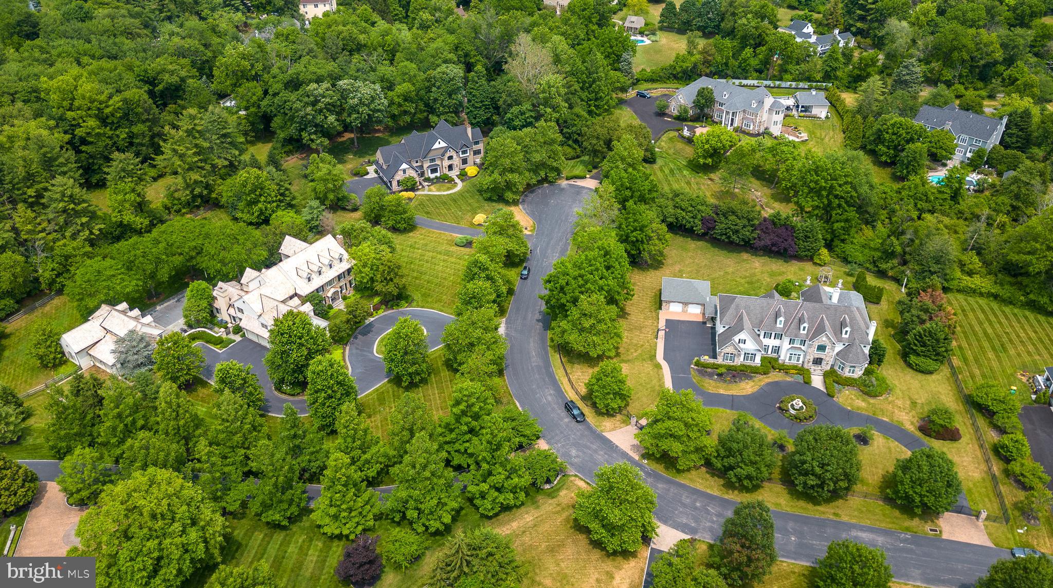 DEVONSHIRE ESTS - Residential