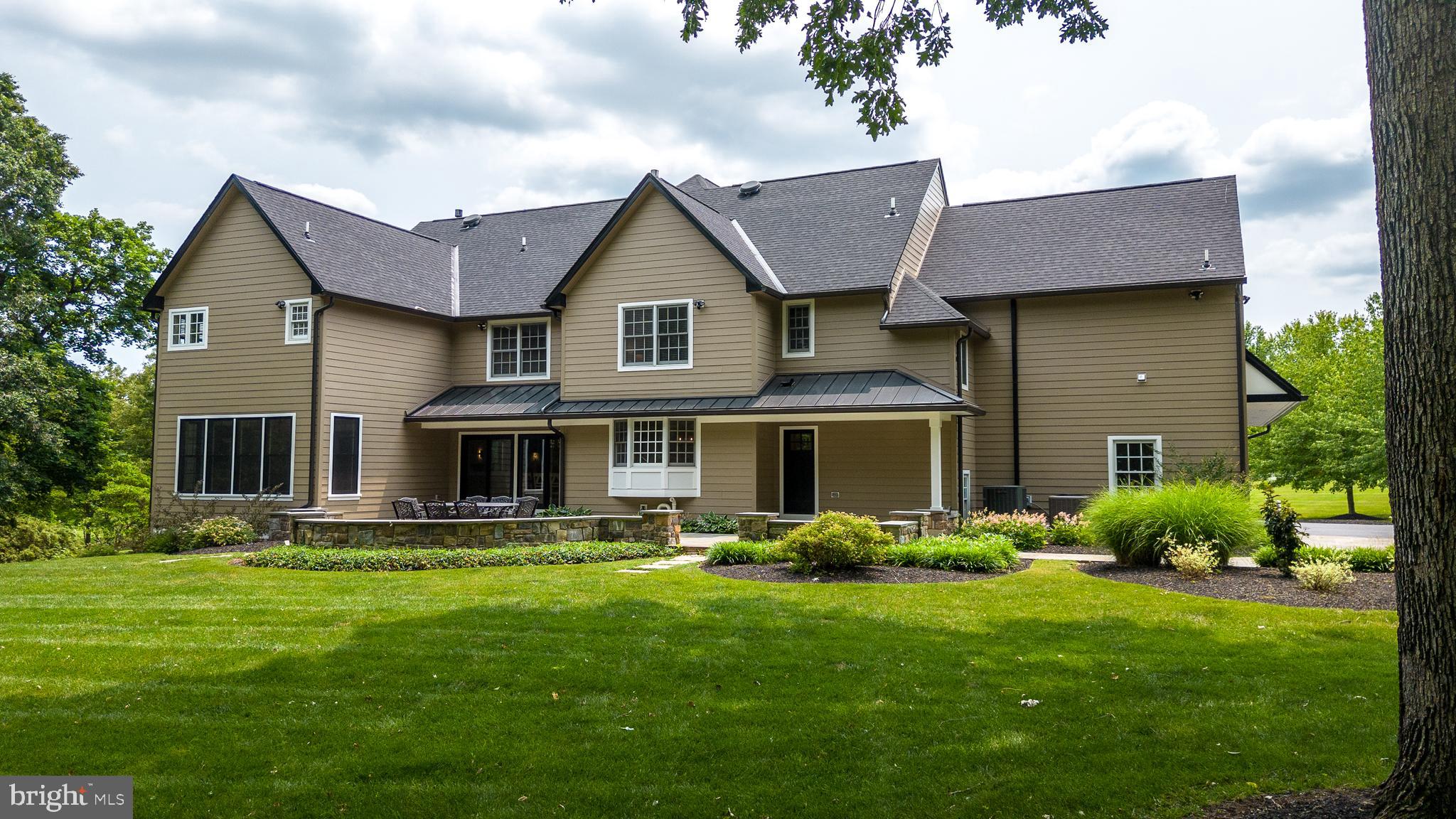 DEVONSHIRE ESTS - Residential