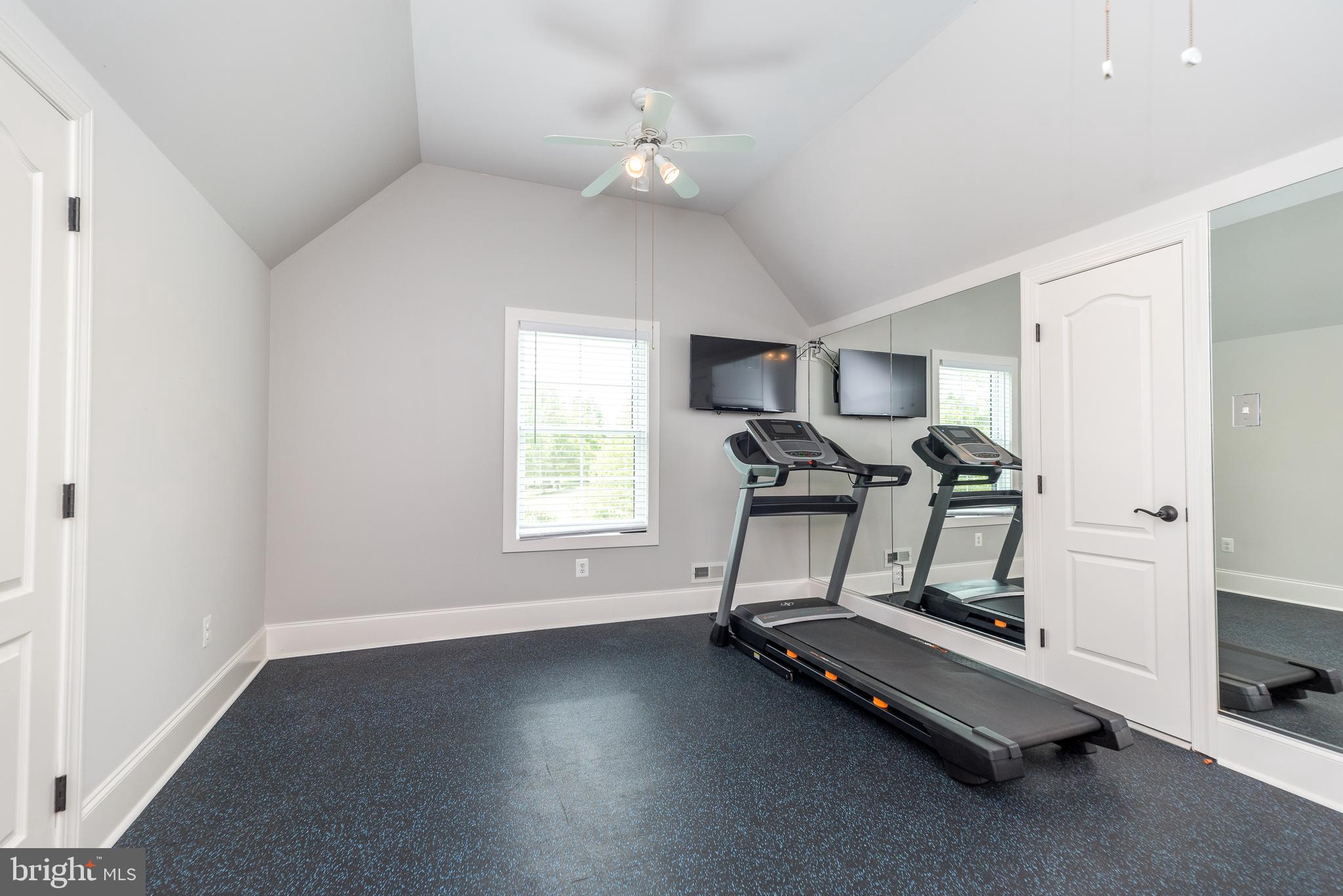 DEVONSHIRE ESTS - Residential