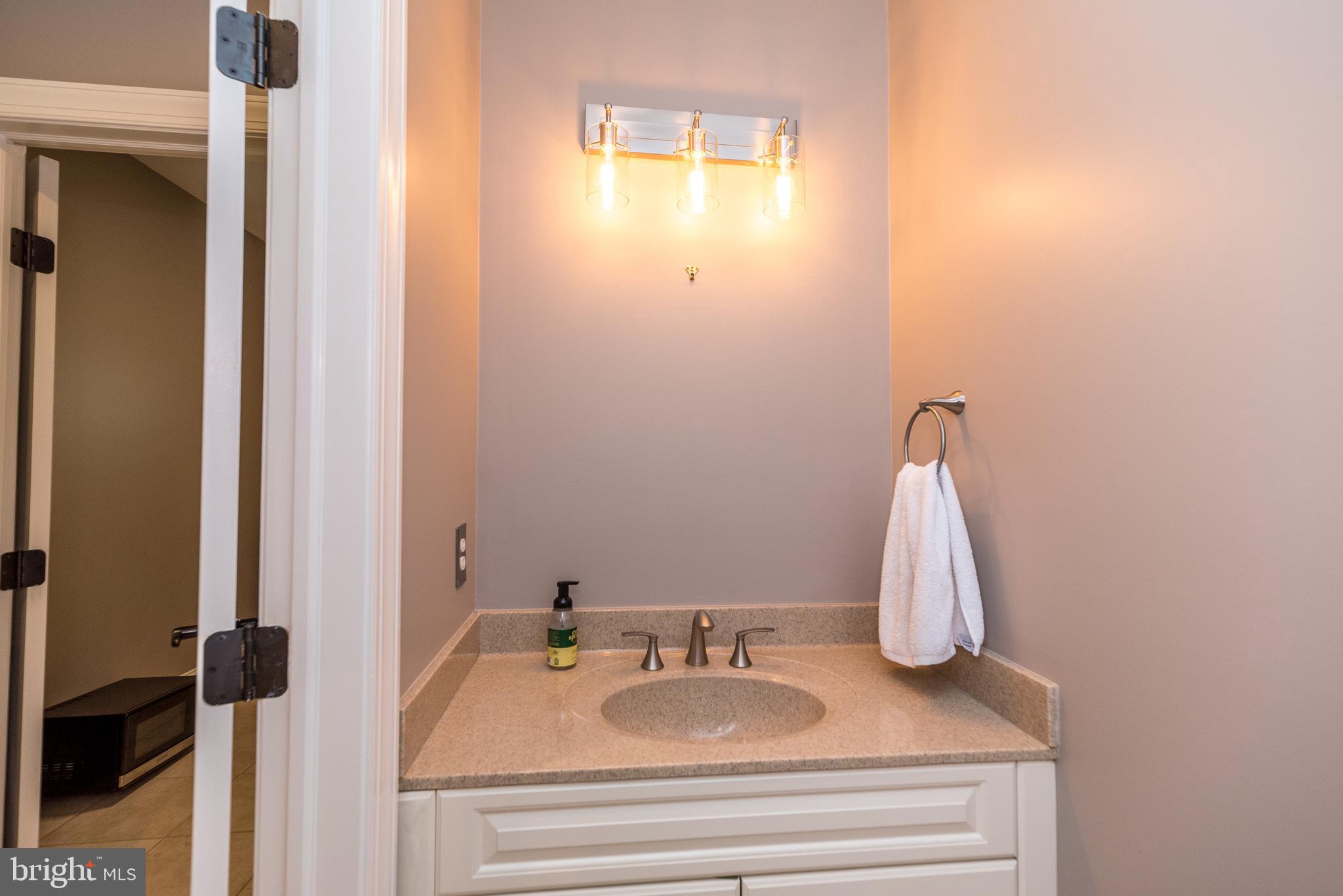 DEVONSHIRE ESTS - Residential