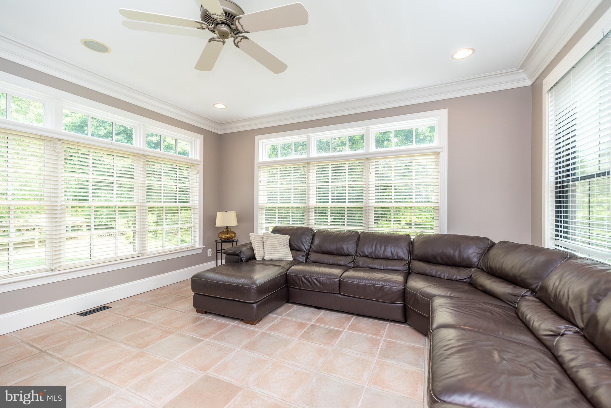 DEVONSHIRE ESTS - Residential