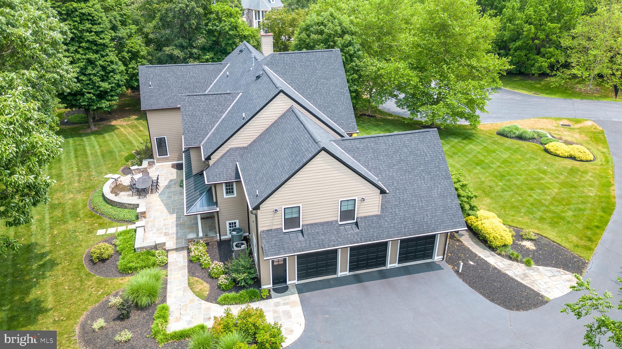 DEVONSHIRE ESTS - Residential