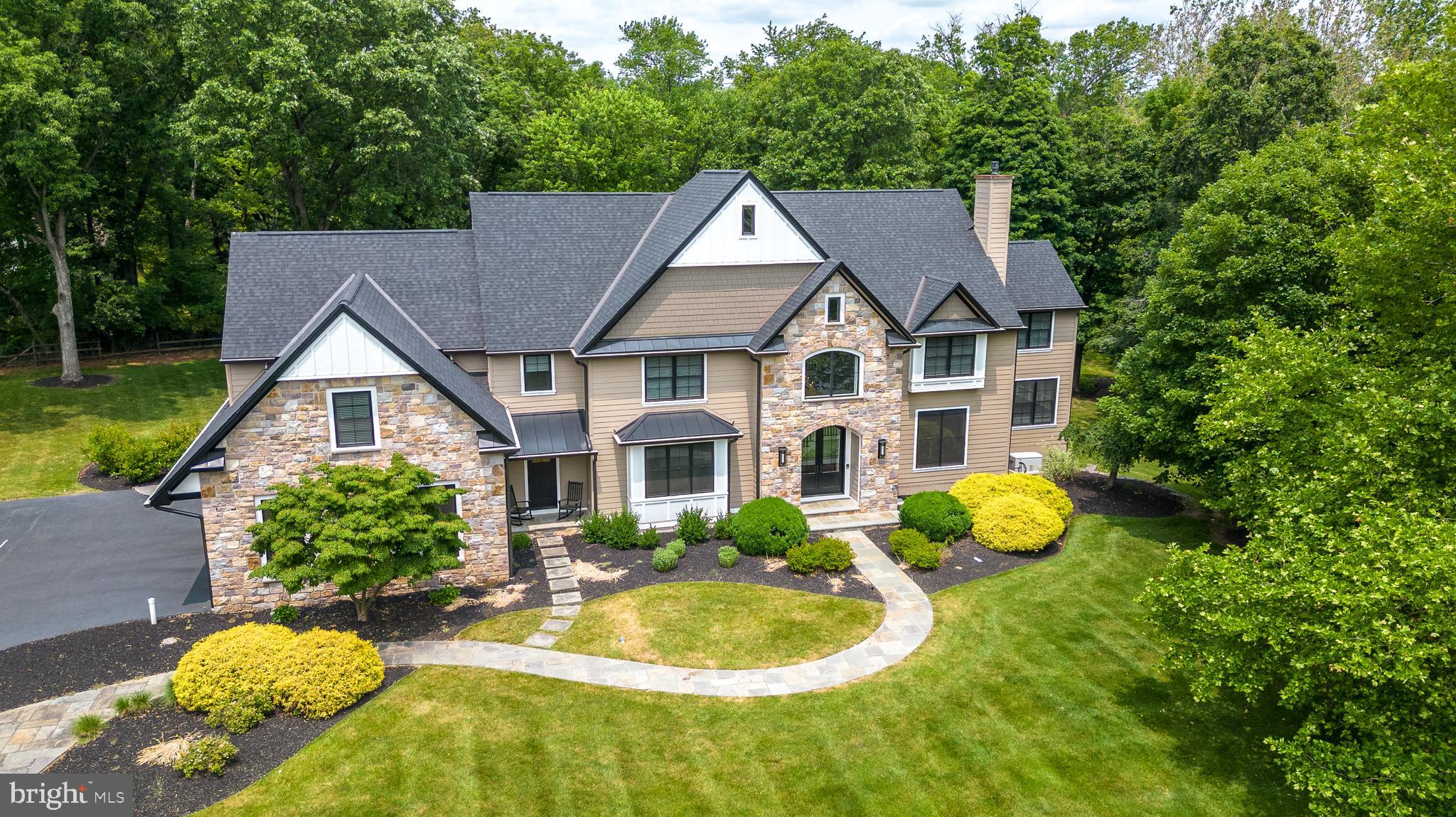 DEVONSHIRE ESTS - Residential