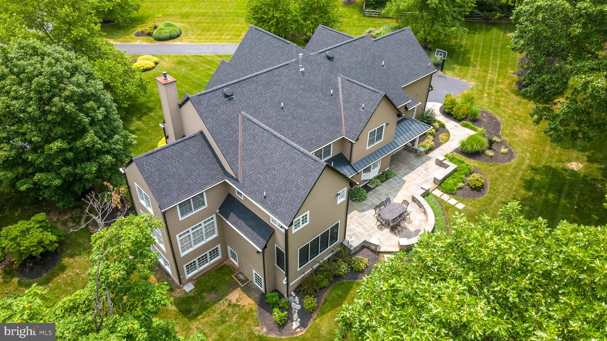 DEVONSHIRE ESTS - Residential