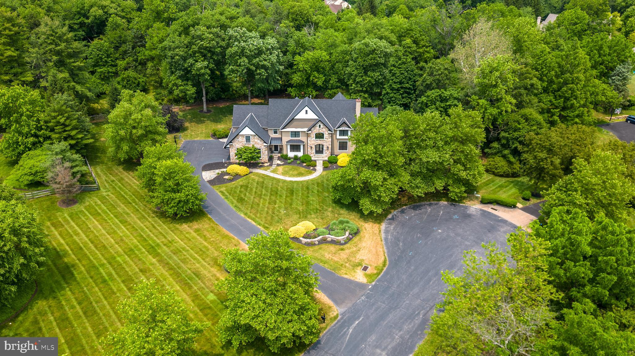 DEVONSHIRE ESTS - Residential
