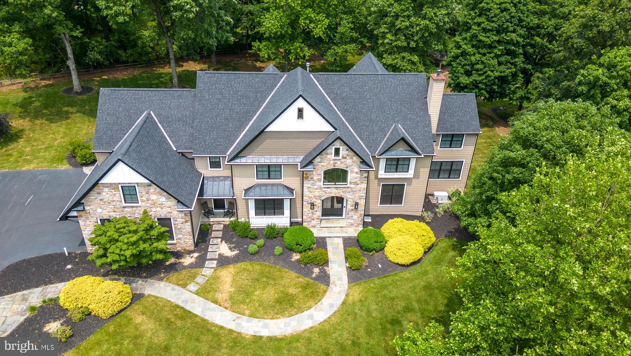 DEVONSHIRE ESTS - Residential