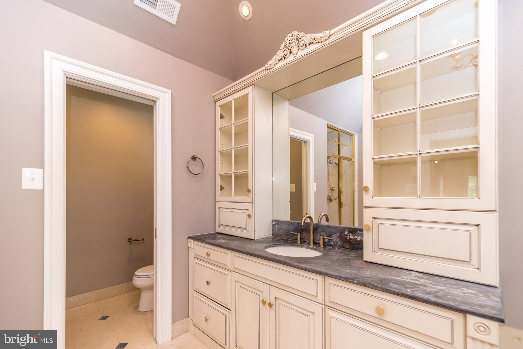 DEVONSHIRE ESTS - Residential