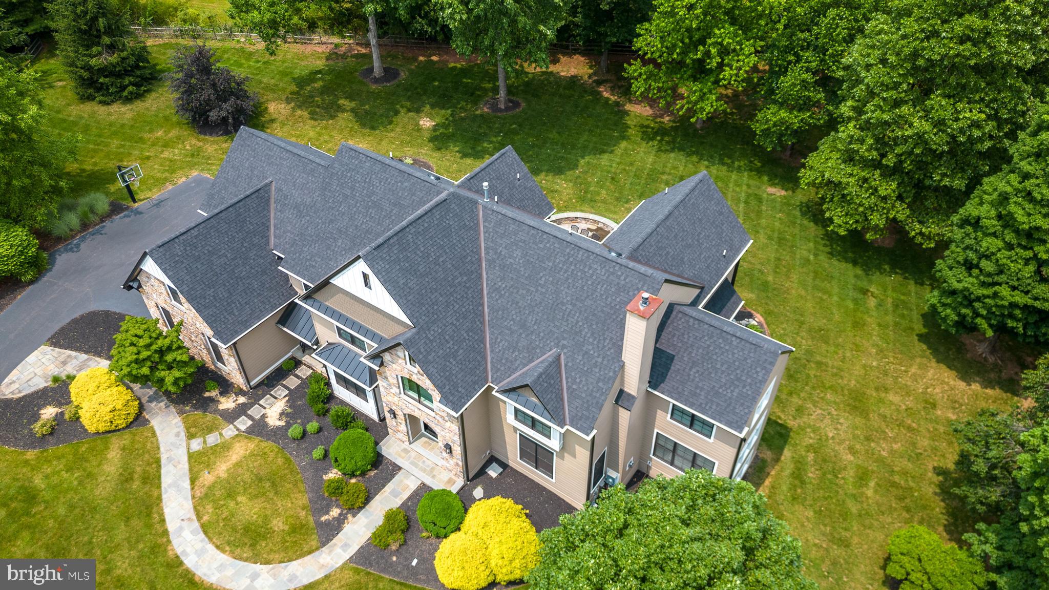 DEVONSHIRE ESTS - Residential