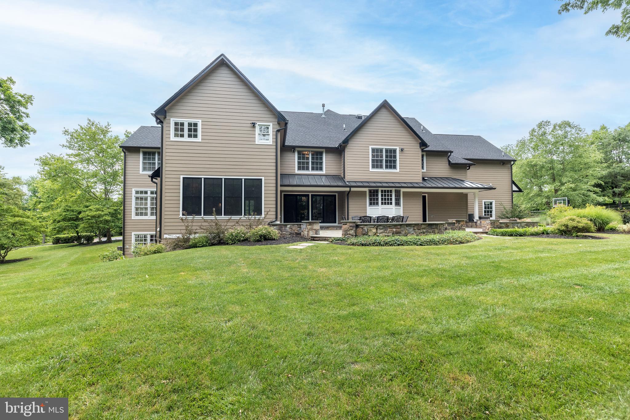 DEVONSHIRE ESTS - Residential