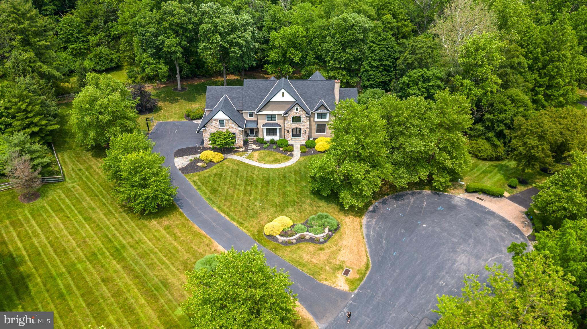 DEVONSHIRE ESTS - Residential