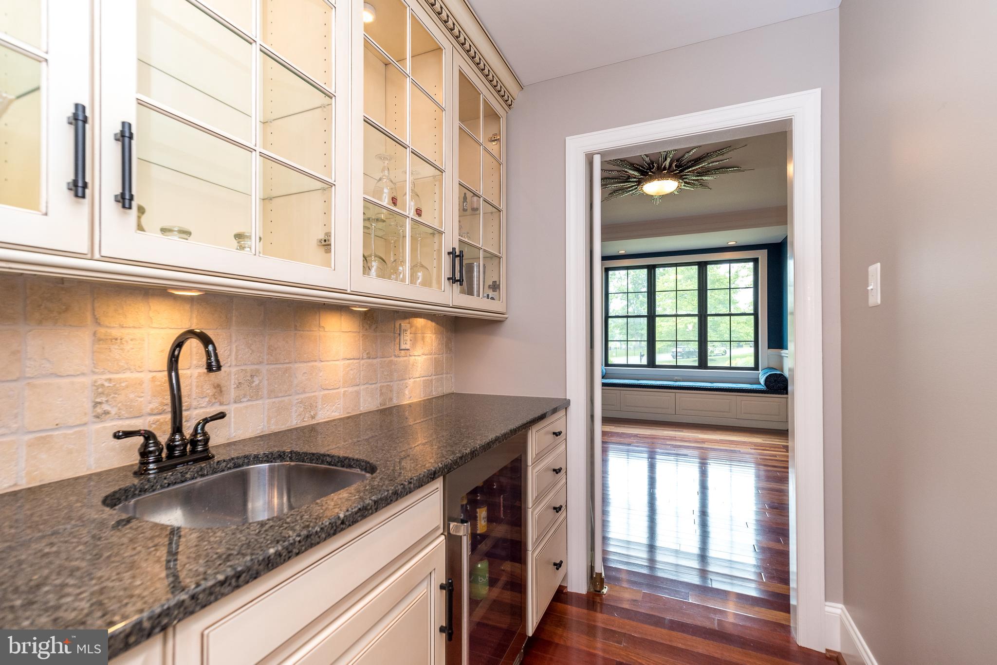 DEVONSHIRE ESTS - Residential