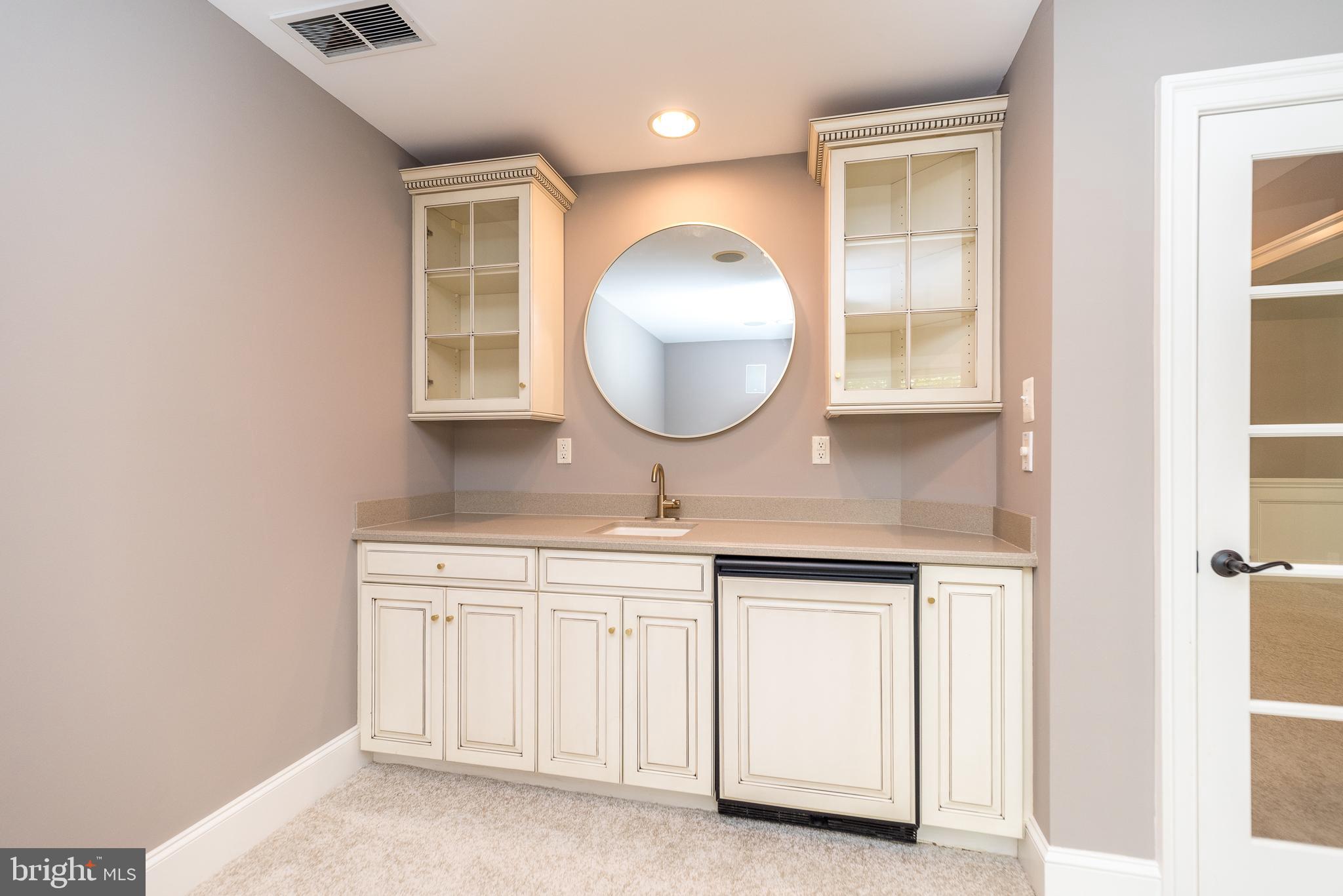 DEVONSHIRE ESTS - Residential