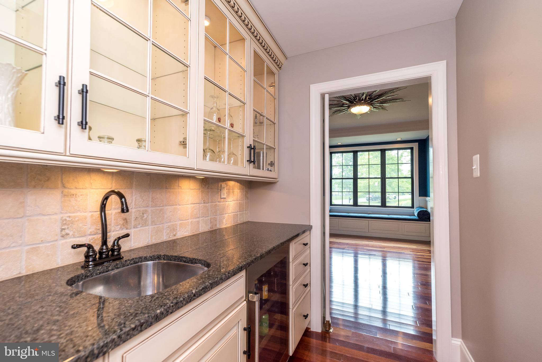 DEVONSHIRE ESTS - Residential