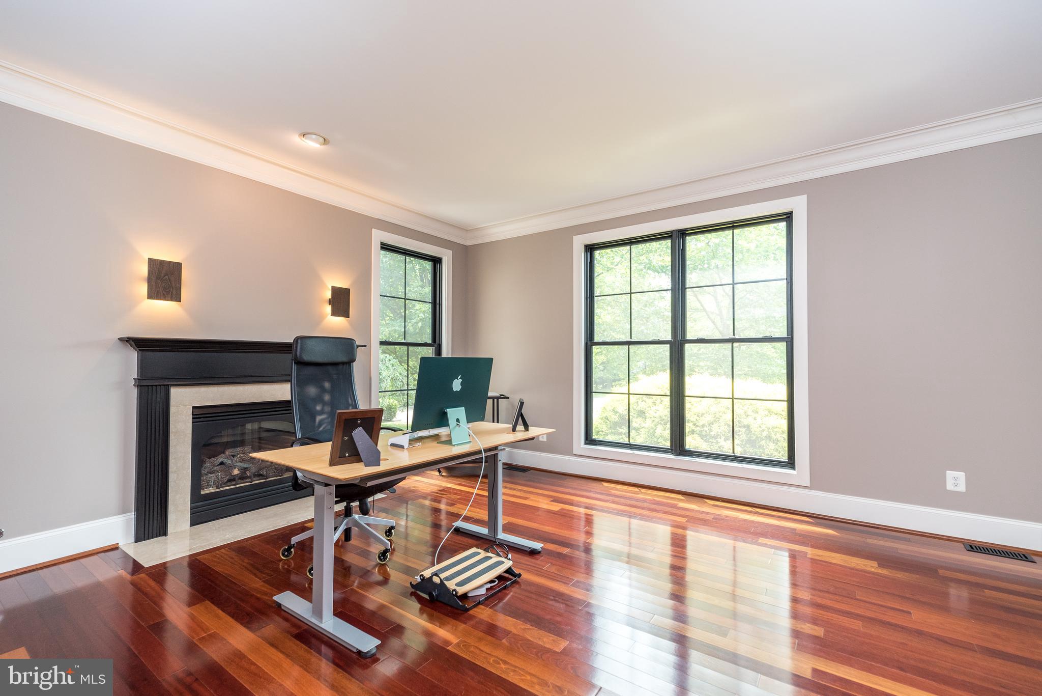 DEVONSHIRE ESTS - Residential