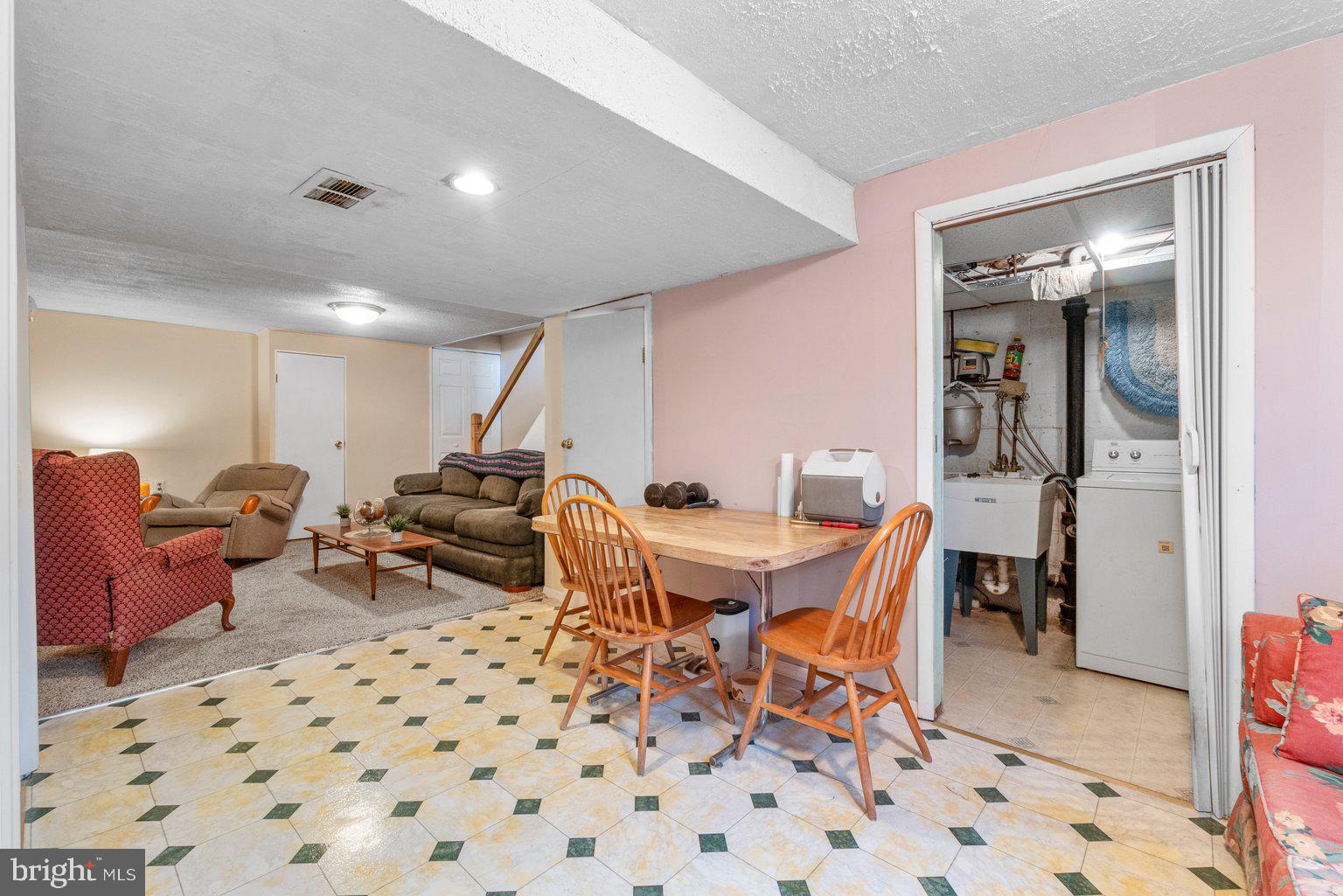 CHARLESMONT - Residential