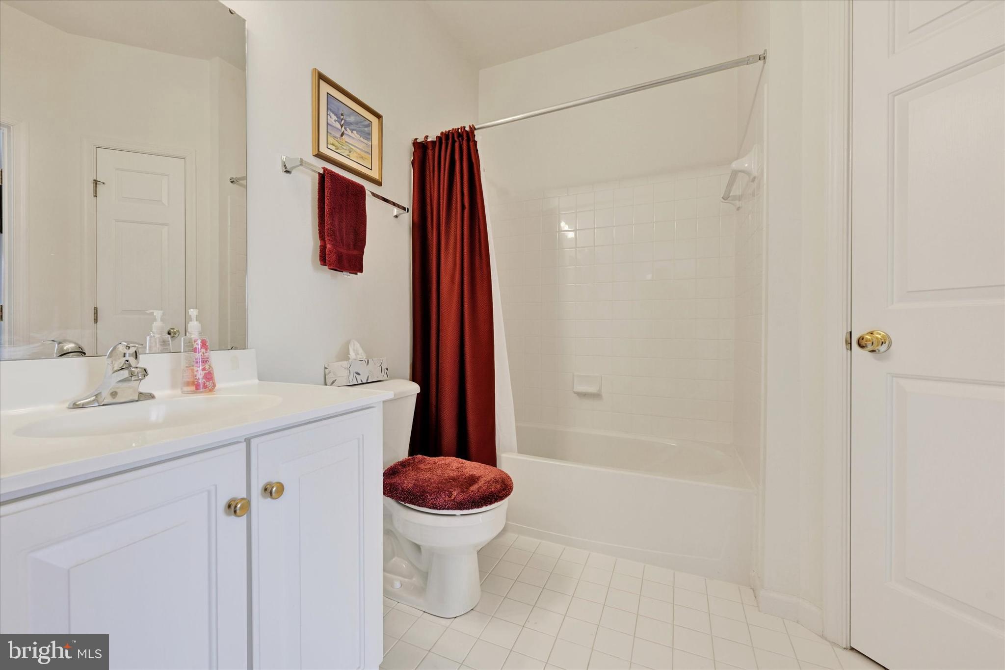 PERRY HALL FARMS GARDEN CONDOS - Residential