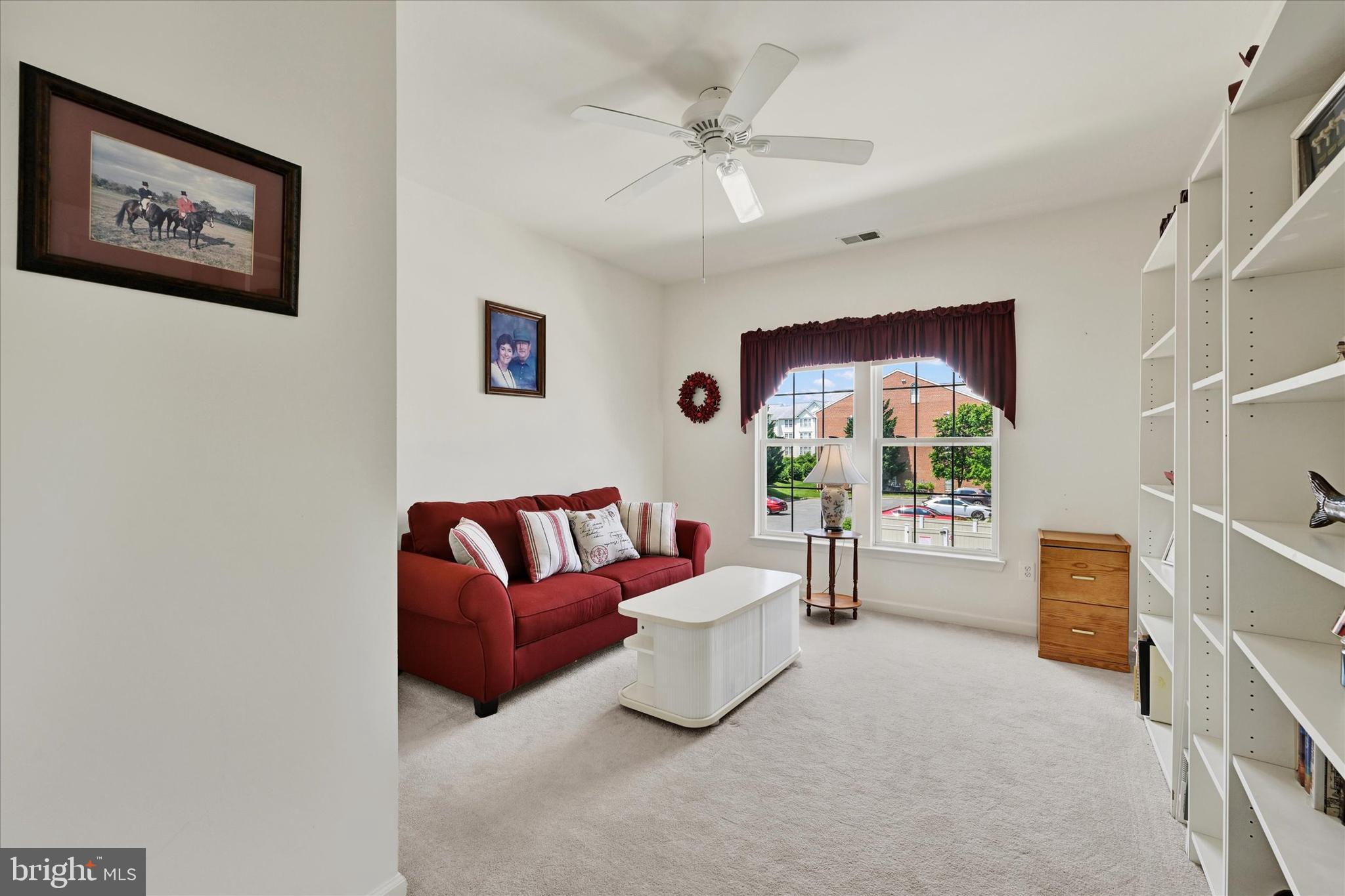 7 BROOK FARM COURT E 7E