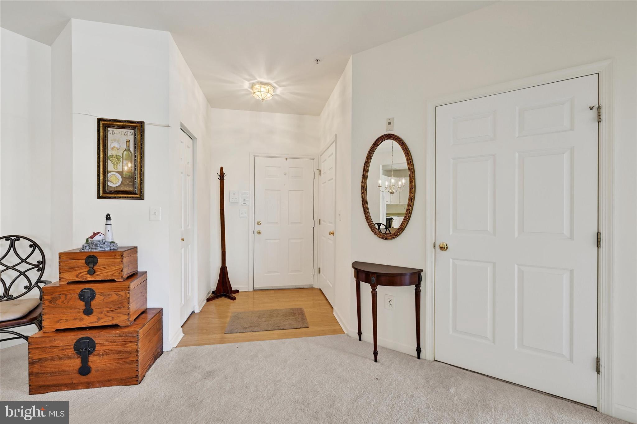 7 BROOK FARM COURT E 7E