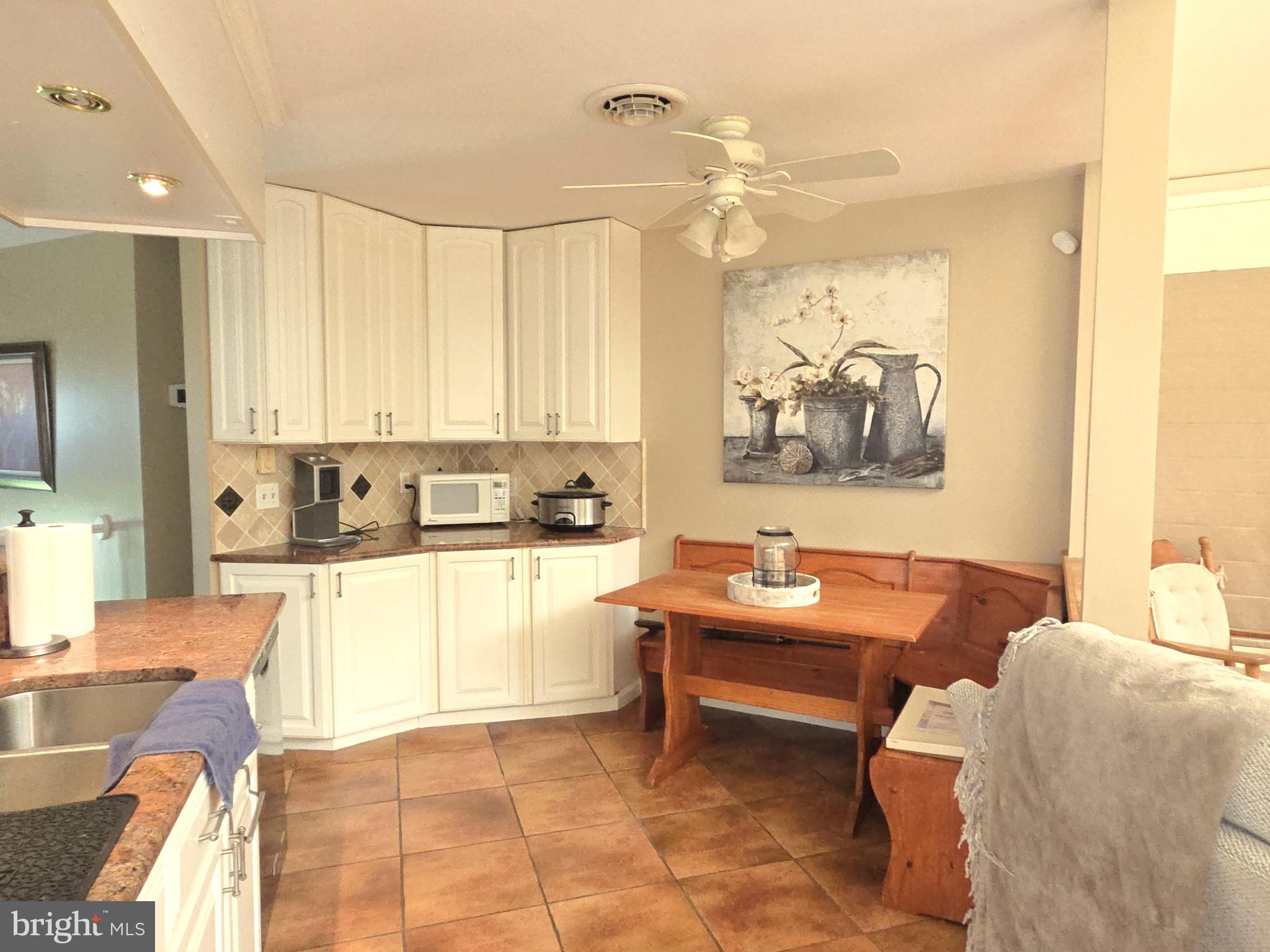 ROBIN ACRES - Residential