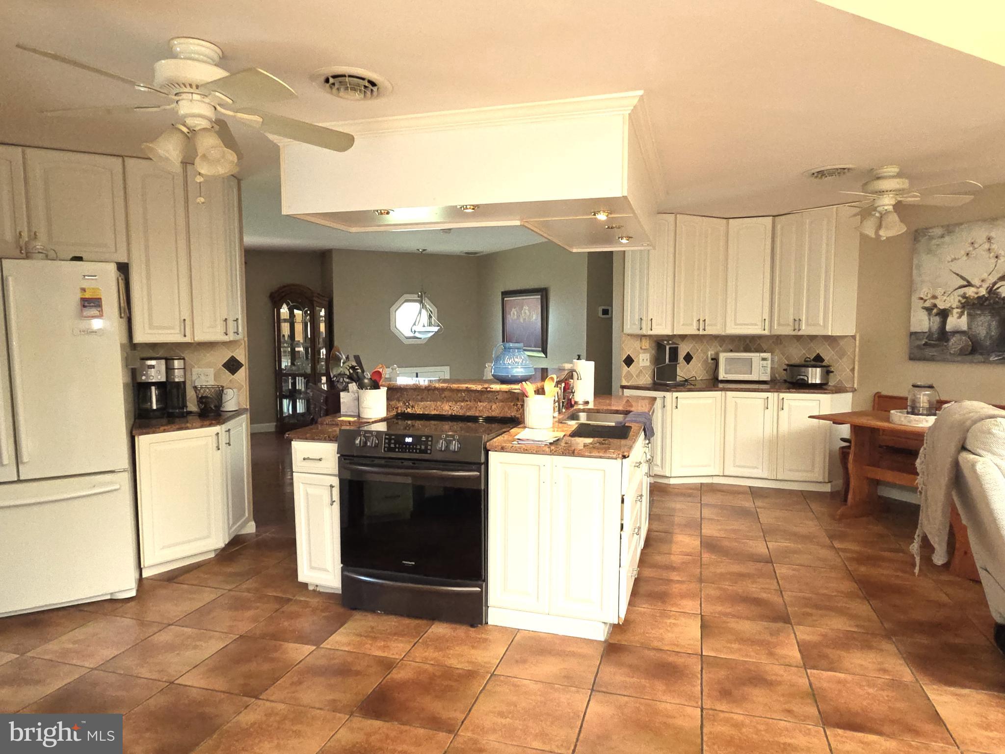 ROBIN ACRES - Residential