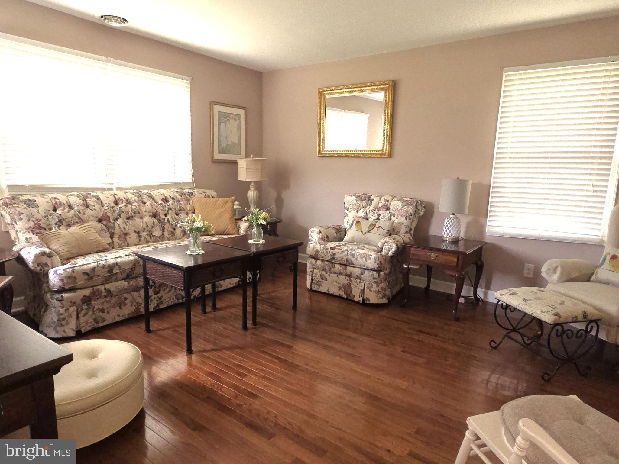 ROBIN ACRES - Residential