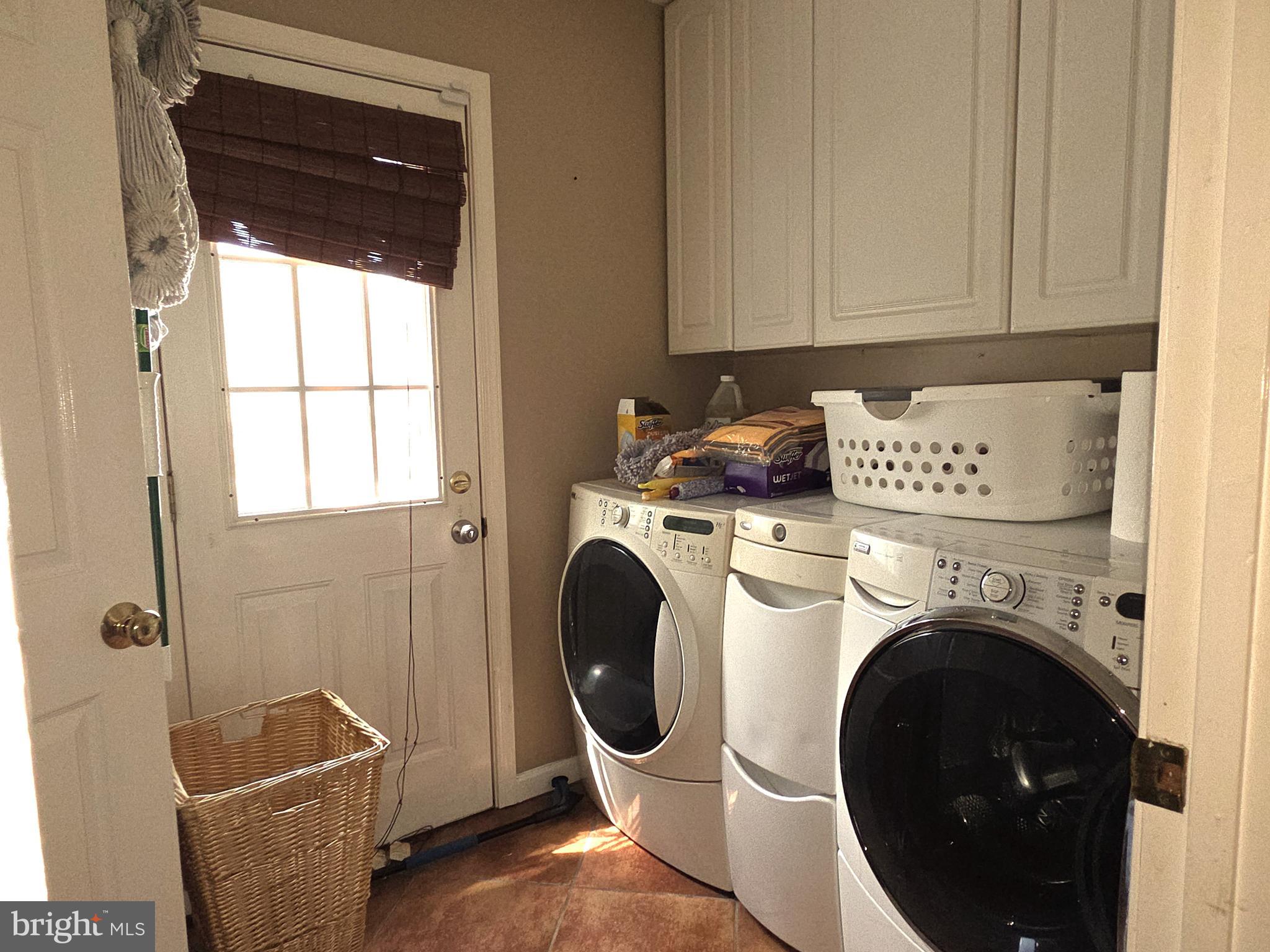 ROBIN ACRES - Residential