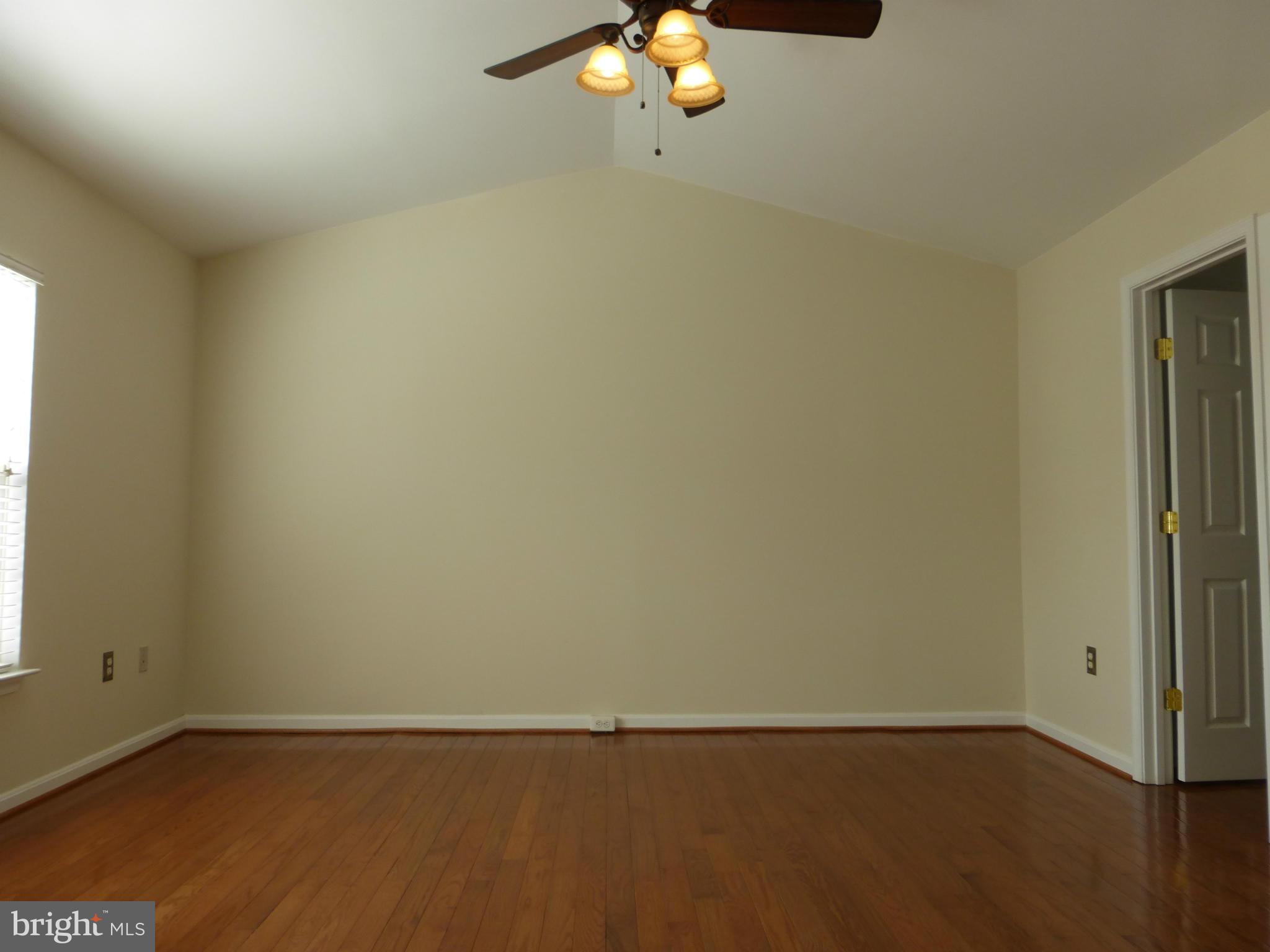 GREAT FALLS CHASE - Residential Lease