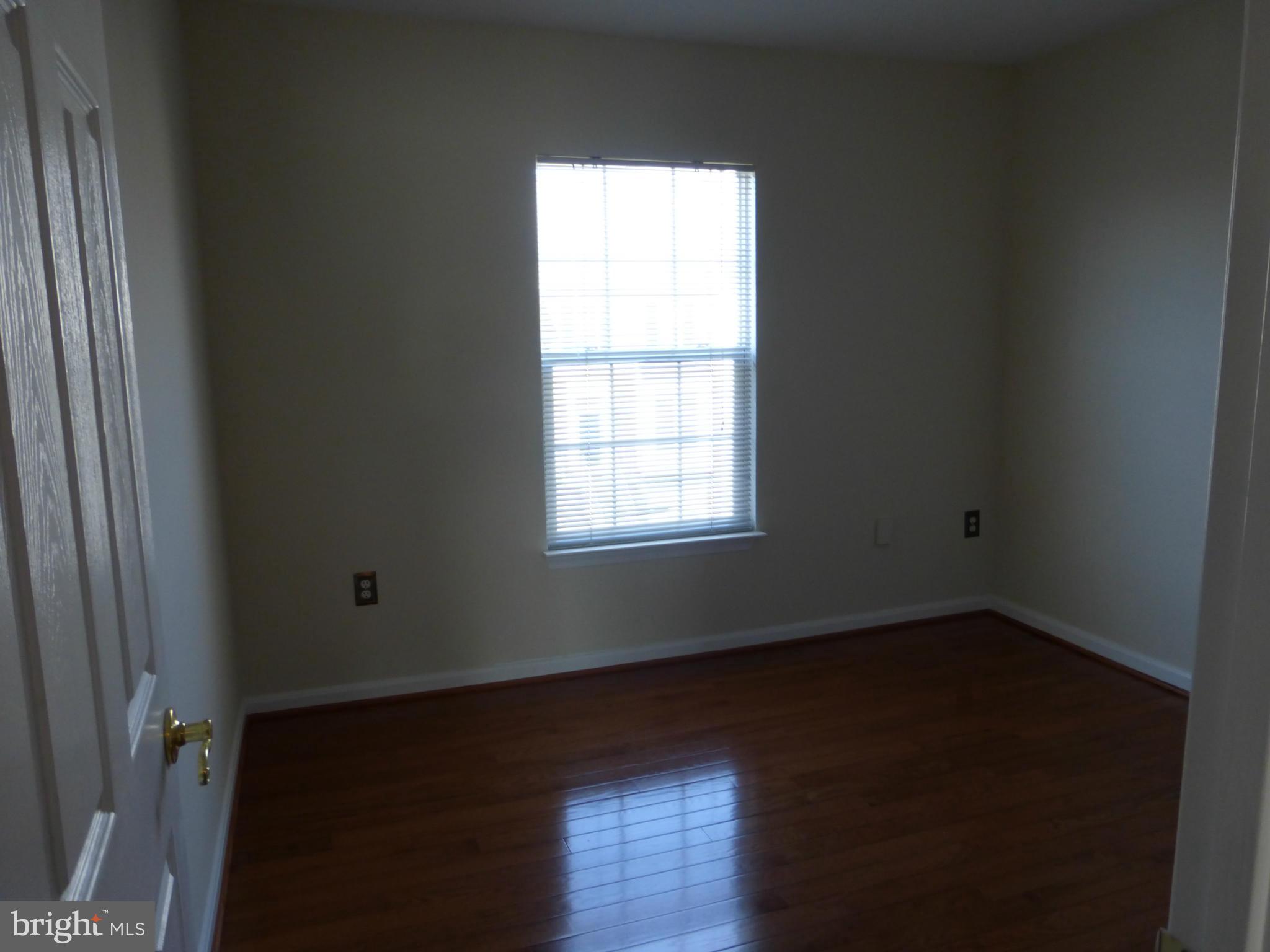 GREAT FALLS CHASE - Residential Lease