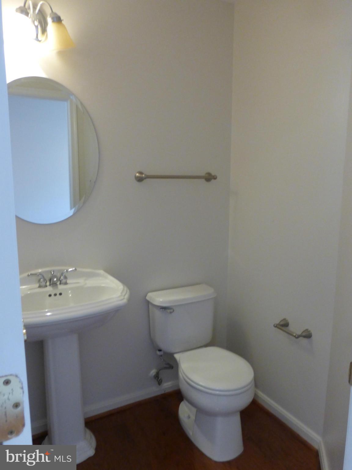 GREAT FALLS CHASE - Residential Lease