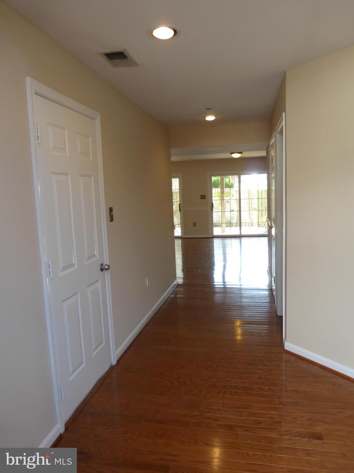 GREAT FALLS CHASE - Residential Lease