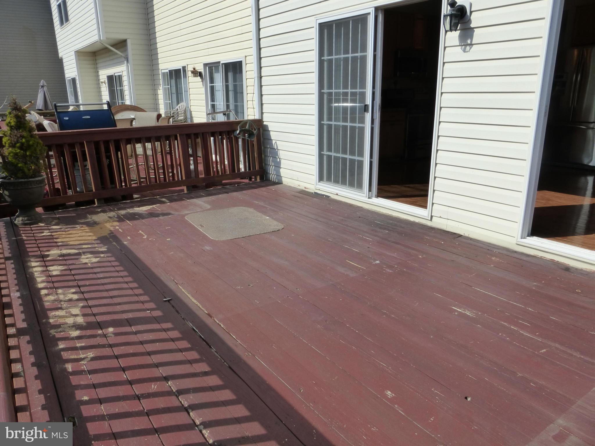 GREAT FALLS CHASE - Residential Lease