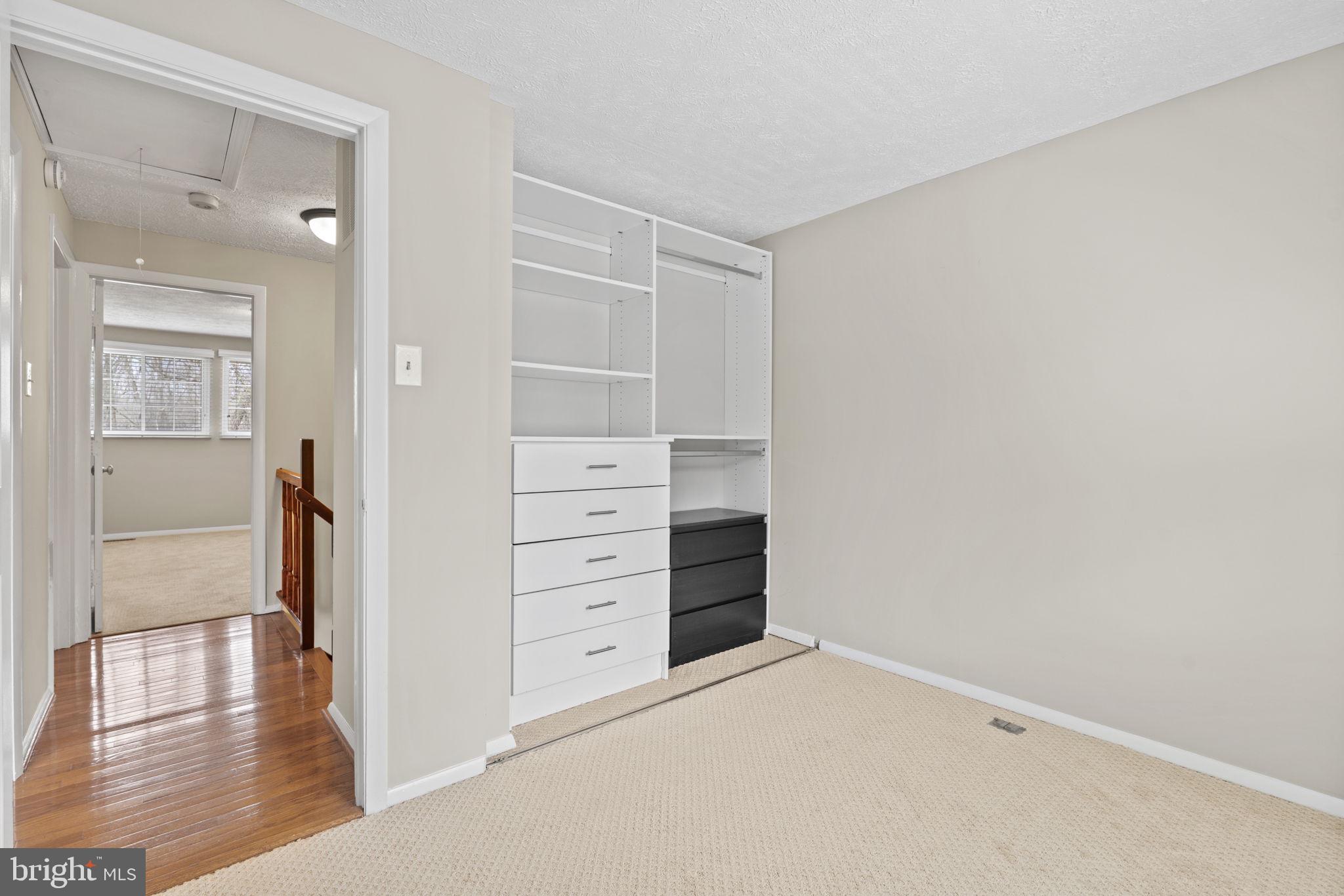 NEWINGTON FOREST - Residential Lease