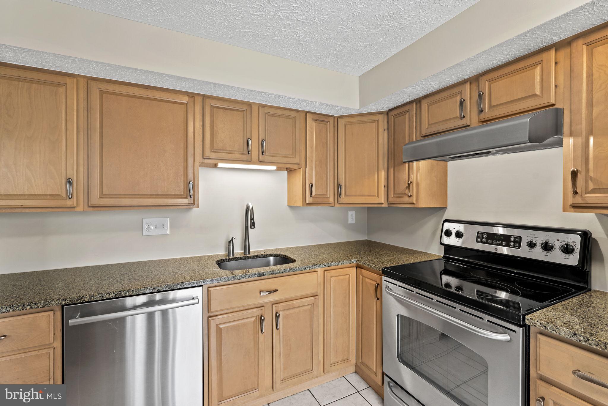 NEWINGTON FOREST - Residential Lease