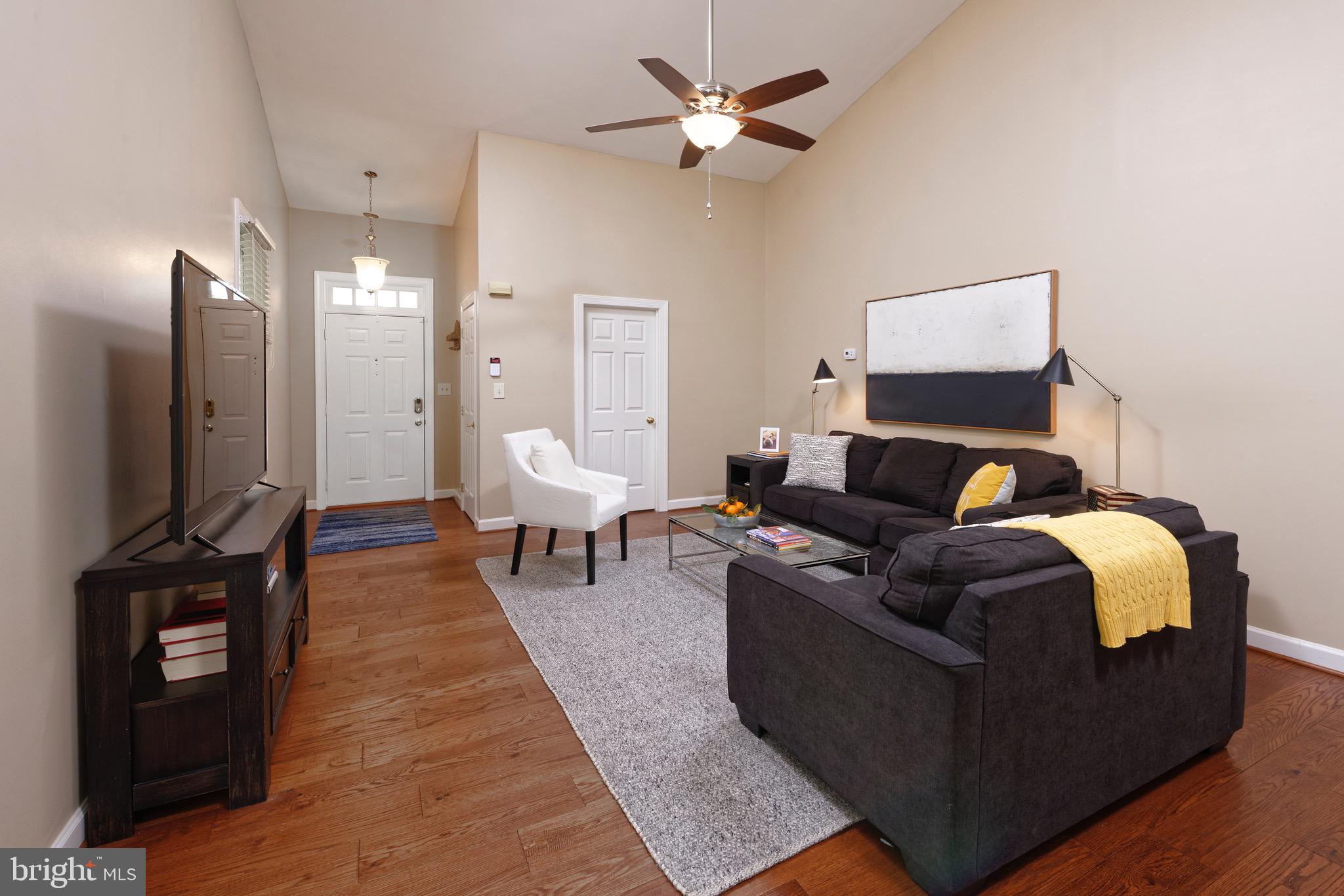 POTOMAC LAKES - Residential