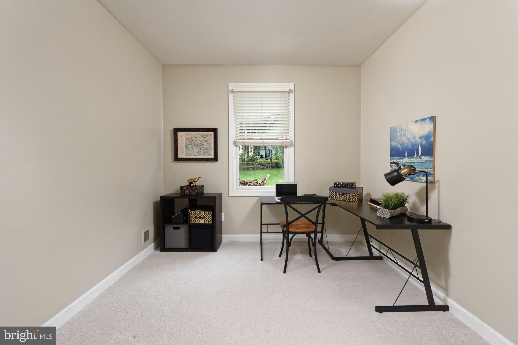 POTOMAC LAKES - Residential